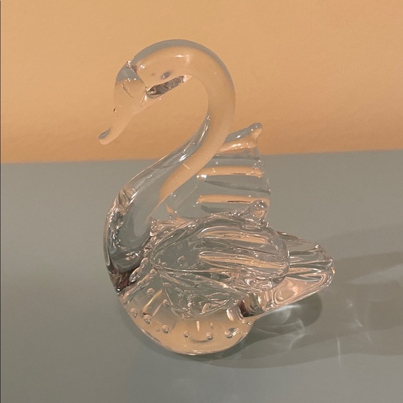 Vintage Mid-Century Controlled Bubble Glass Swan Figurine Paperweight - Picture 5 of 8